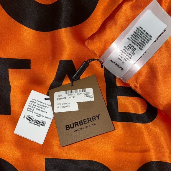 Burberry Orange Padded Scarf - Picture 11 of 13